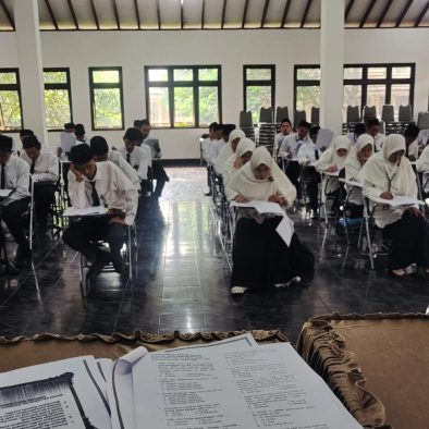 Perkuliahan PKU 17 Resmi Ditutup, Ketua LPKPU: Alumni Harus Aktif Bantu Kegiatan MUI Kecamatan