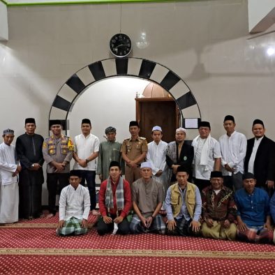 Penuh Khusyuk dan Khidmat, MUI Megamendung Gelar Shalat Tarawih Satu Malam Satu Juz