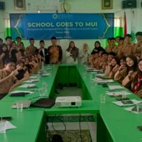 School Goes to MUI: LPKPU Ingatkan Bahaya Judol dan Pinjol Bagi Anak Muda