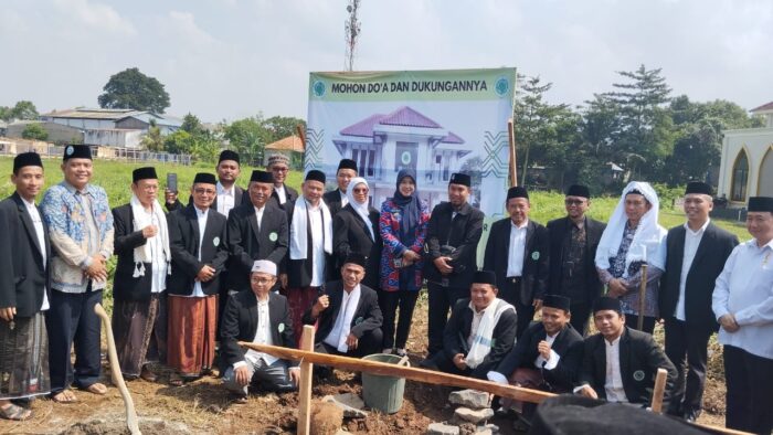 MUI Cileungsi Gelar Pembinaan dan Peletakkan Batu Pertama Pembangunan Kantor Baru