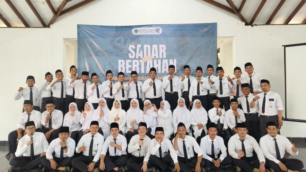 Penutupan Kuliah PKU 18 Berlangsung Khidmat, Yang Sadar Pasti Bertahan