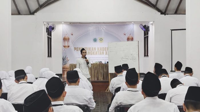 Mengapa Kader Ulama Harus Mempelajari Filsafat?