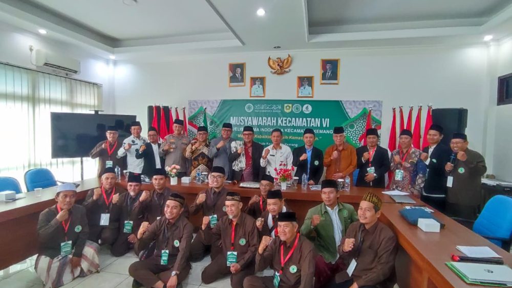 Terpilih Kembali Menjadi Ketua, KH. Zen Fatal Harun Tegaskan Sikap MUI Kemang terhadap Ahmadiah