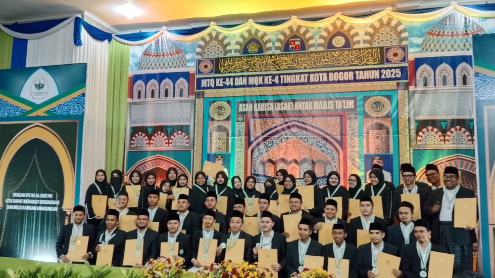 MUI Kota Bogor Gelar Wisuda PDS, PDU, dan PKU: Lahirkan Kader Ulama Muda Pewaris Dakwah
