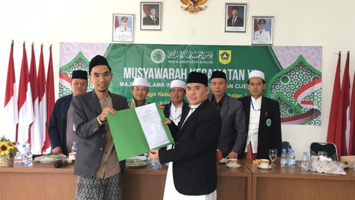 KH. Sahlul Lail Kembali Pimpin MUI Cijeruk, Siap Gandeng Camat Wujudkan Masyarakat Melek Pendidikan Formal
